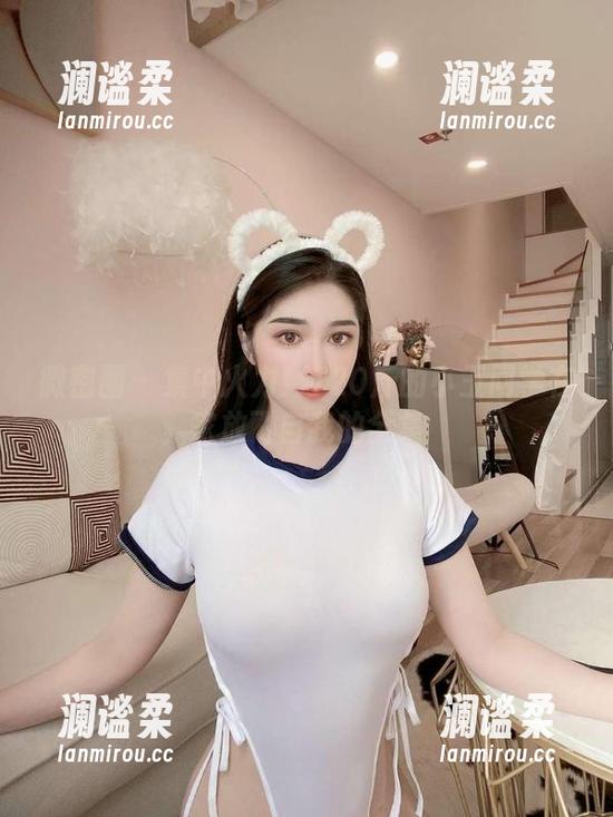 微密圈 - 集中火力！120斤的小王同学在家放飞自我的全集