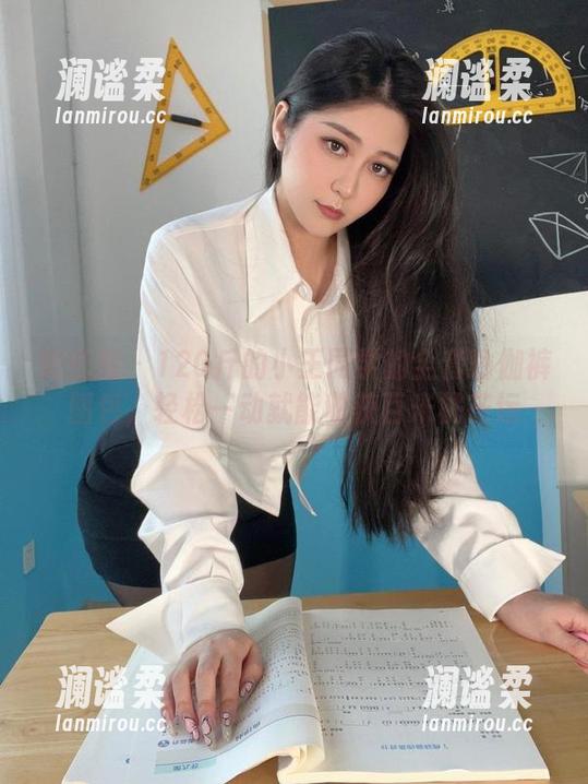 微密圈 - 120斤的小王同学的全套瑜伽裤图包，轻松一动就能收获百米桃花运