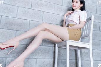 Beautyleg – 不收费的校服图包，Angel的青春回忆，快来瞧瞧吧！