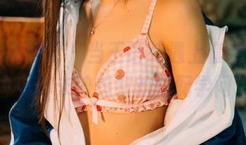 GIRLT果团网 – 当王语纯遇上套装，图集中有你未曾想到的搭配学问。