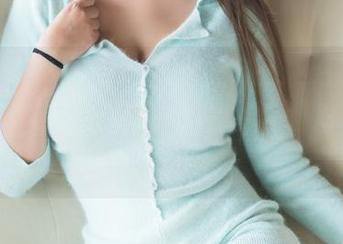 HuaYang花漾 – 蕾丝一条就让无圣光如影随形，赵惟依coco这是把角色扮演进行到底啊？