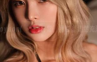 今日的Hyoyeon(김효연)日常，图包里竟然充满了色彩感