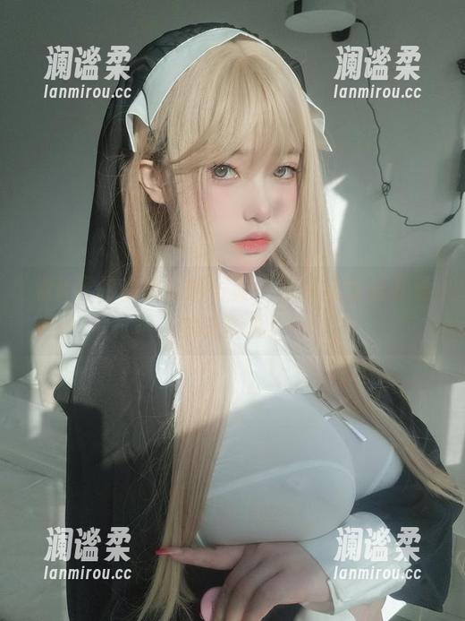 看K酱的保健医师写真，图册里全是可爱的小药丸！