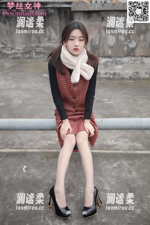 MSLASS梦丝女神 - 最新喜儿的美腿套图，带着点小暧昧呢。