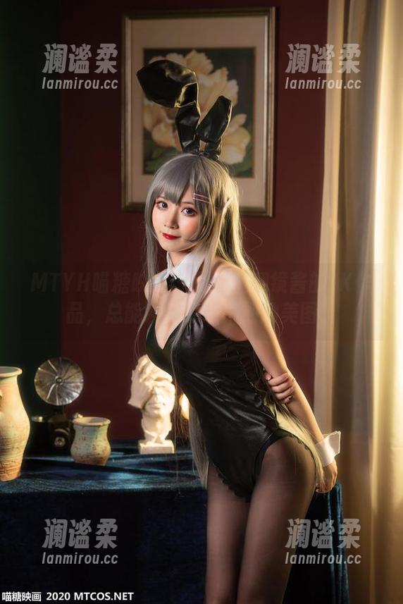 MTYH喵糖映画 - 随便翻翻镜酱的JK作品，总能发现意想不到的美图。