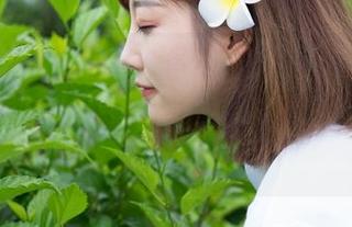 MiStar魅妍社 – Ashely丽丽一定是在演绎一场水手风的海洋嘉年华，写真里满满的青春氛围！