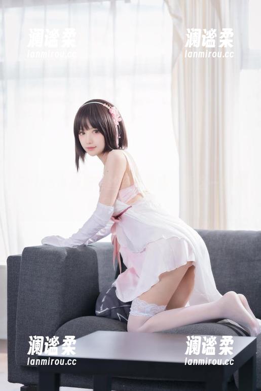 Shika小鹿鹿黑丝资源更新，看这一组就像是双击666！