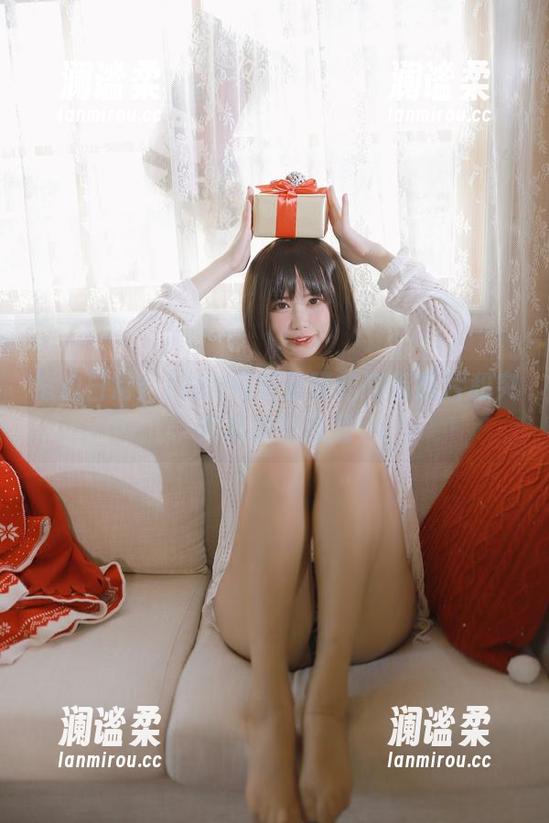 海边日常：Tina很妖孽呀的高清照片和突如其来的涨潮
