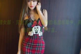 TuiGirl推女郎 – 完全沉浸在安沛蕾的私房吊带中，真不敢想象她的衣柜有多丰富。