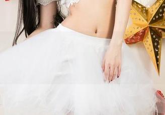 UGirls尤果网 – 张雪馨的泳装奇遇，免费图片送到你的眼前啦！
