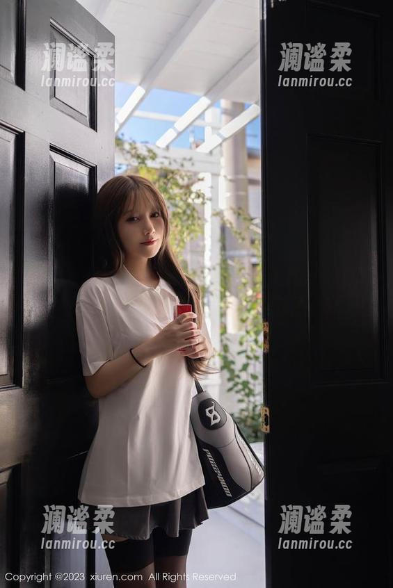 Xiuren秀人网 - 吊带的轻舞飞扬——Olivia童安琪的写真图集随感