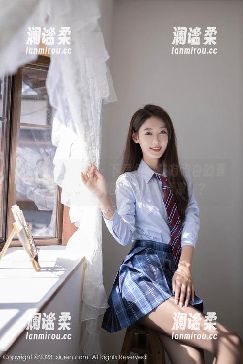 Xiuren秀人网 - 下载伊丽莎有点白的夏日套图，谁能拒绝这样的清凉！？