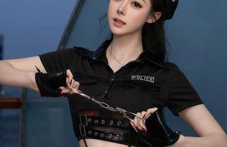 Xiuren秀人网 – 这一身白衬衫的奈汐酱nice，轻而易举从美图里走了出来，套图每一帧都是小心思！