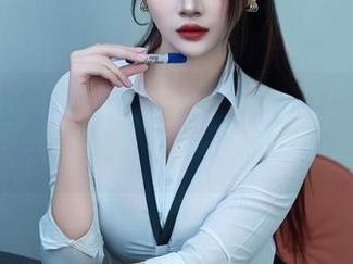 Xiuren秀人网 – 樱桃小阑子的短裙，不一样的原图想象