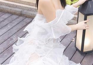 Xiuren秀人网 – 燕甘甘这次的皮衣写真让我想起了一些不一样的东西，老天，这美图太走心啦。