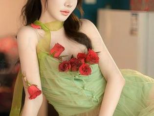 Xiuren秀人网 – 泳池旁的爱丽儿，写真的魅力，资源让我总想再看一眼。
