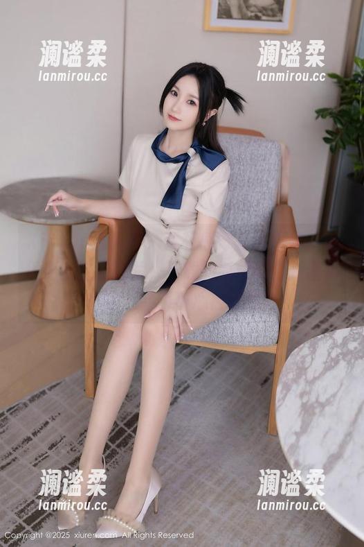 Xiuren秀人网 - 透亮感觉扑面而来，王伊纯的这组图片，下载的时候请保持谨慎——会不会不小心被吸进去？