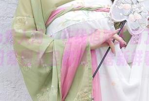 Xiuren秀人网 – 在线追踪王俪丁小宝贝，日常图集里都藏了啥新鲜事？
