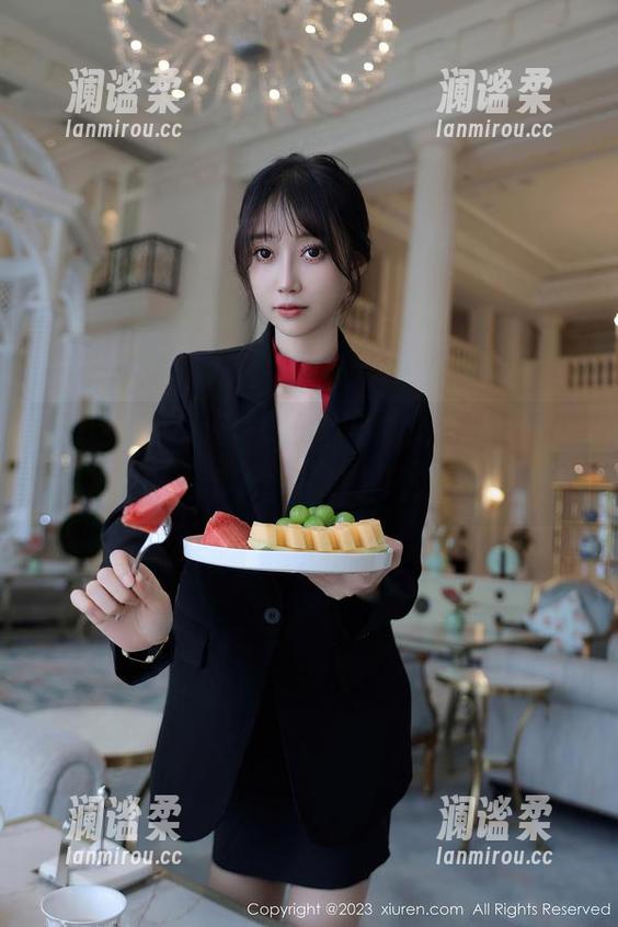 Xiuren秀人网 - 灰丝新鲜出炉，陈雅漫VICKY不仅更新了，资源也是叠加福利哦！