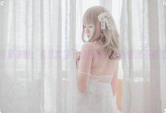 Yoko宅夏来啦：看这套装下的原图，一种意想不到的随性！