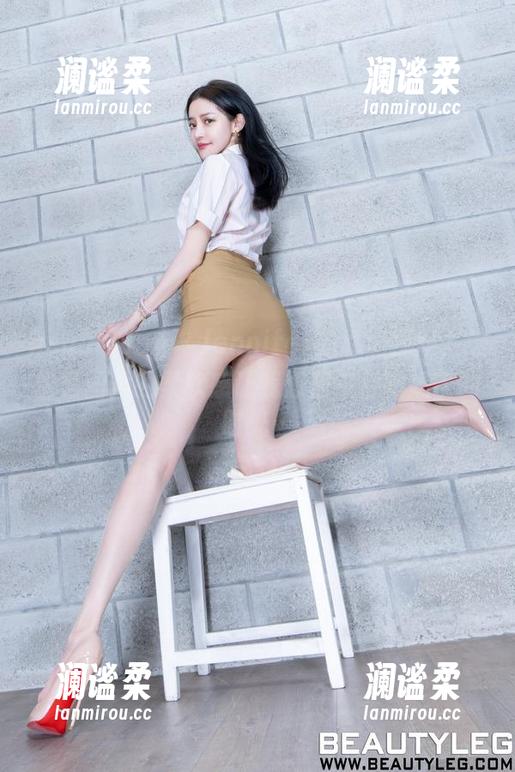 beautyleg - Jennifer的私房探索，这粉色图片的柔软感让我想起午后喝奶茶的时光…
