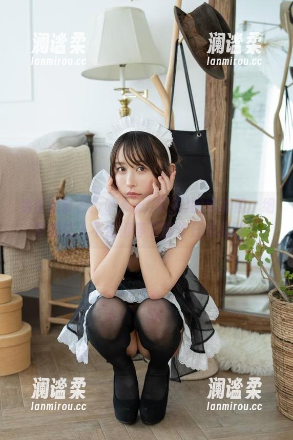 免费图拿去！いくみ(育美)的眼镜照，细节都让人不由得停下脚步仔细品味。