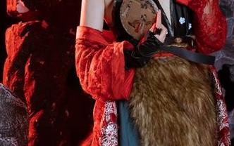 修女归来——七月喵子写真全集里的不可思议时刻！