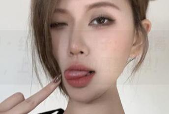 微密圈 – 红裙子与乙醇子：一组高清写真，上架秒杀你的愿望清单！
