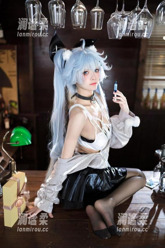 九柒喵兔子洞探险，初音未来的神奇之旅分享哦！