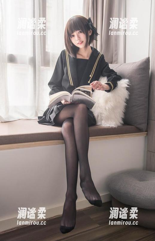 你的负卿抓拍女仆，壁纸和心情的二次元共舞。