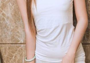 头条女神 – 美图看张蓝欣：豹纹总是带着一点野性，精选得刚刚好。