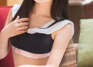 头条女神 – 没有一款油亮图包能逃得过蔡老师的镜头，信不信随便你！