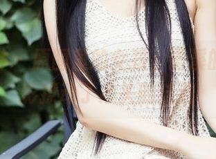 头条女神 – 原图里的女孩，语溪的一抹光影撩动了心头的涟漪