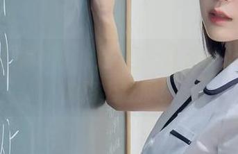 下载姜仁卿(강인경)美图，让你的心在偷心的路上狂飙！
