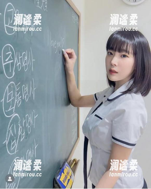 下载姜仁卿(강인경)美图，让你的心在偷心的路上狂飙！