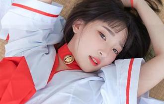 姜仁卿(강인경)给你发的爱，原图里藏了好多情绪，写真则是无声的低语