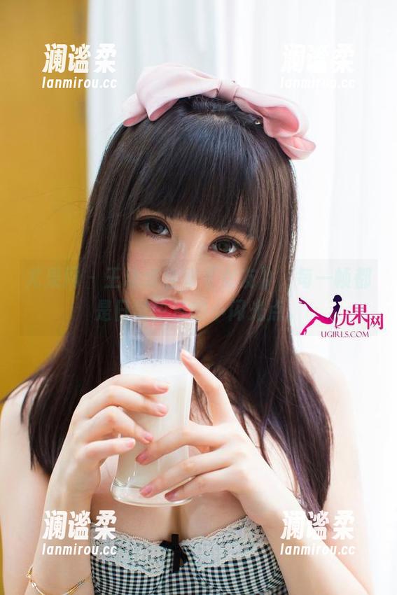 尤果网 - 王幼贞合集《女友》，每一帧都是日常生活的小闪光点。
