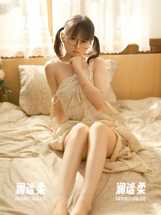 一探究竟：幼水铃衣温泉体操服，网盘中的那个美好合集，果然是一口老火！