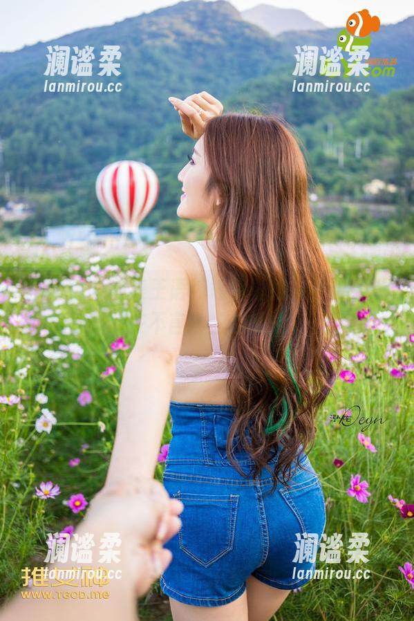 推女神 - 收集王语纯短裙壁纸，各种姿态尽在不言中，你懂的。