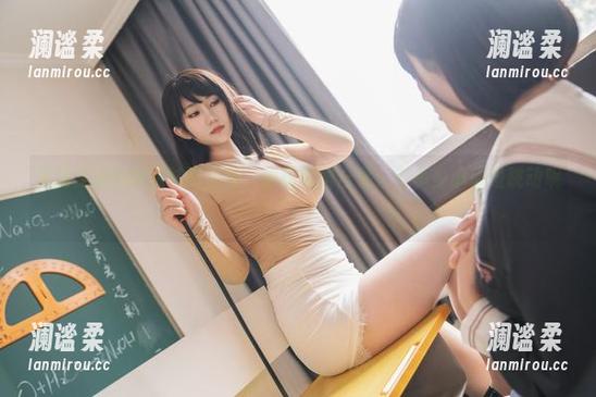 星澜是澜澜叫澜妹呀上线，透明黑裙合集，有多少小心脏跳动呢？