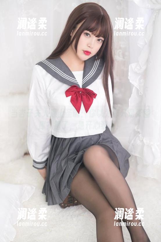 当杏子夫人遇上圣诞：你以为那只是张图库？错了，是开心源泉！