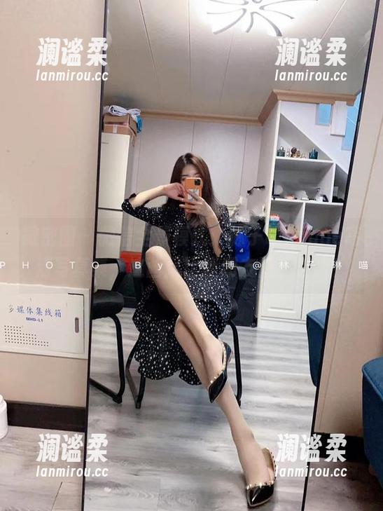 微密圈 - 微信全景模式：林子喵Lynne高清写真集，这画风比我朋友圈还晃眼！
