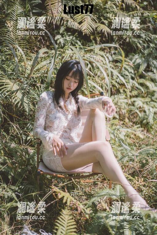 报名柒柒不可爱的女仆惩戒课——图集马上分享，约了吗？