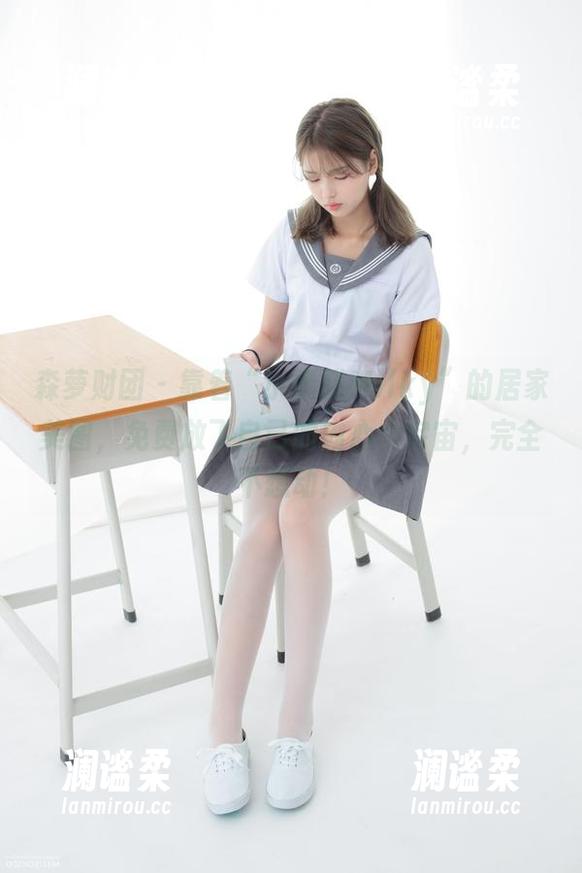 森萝财团 - 靠着“小奶糕Milky”的居家美图，免费放飞自己的内心小宇宙，完全不想动！