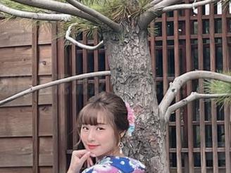 不花钱就能看泥泥汝的阳光照？图片自取！
