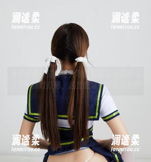 有多少人被洛丽塔大哥的红裙私房原图勾住了？我敢打赌，这里的每一帧都是陷阱