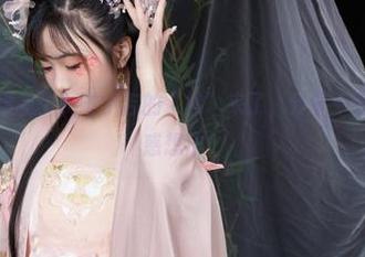 最新出炉，爆机少女喵小吉的“鸦”来了，分享一下我对它的迷惑想法！