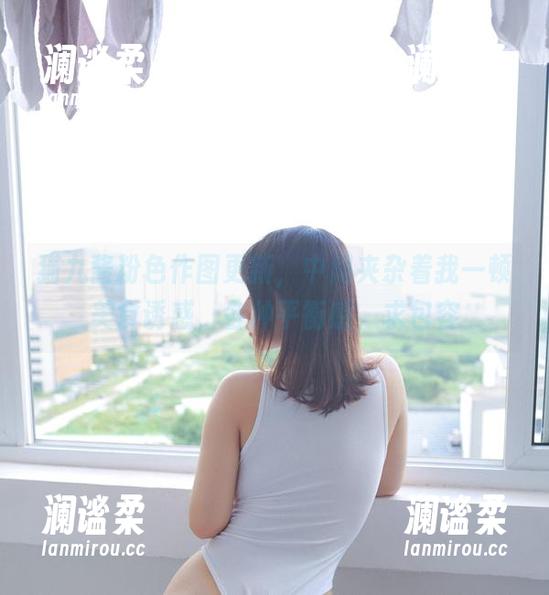 猫九酱粉色作图更新，中间夹杂着我一顿美食诱惑，各种平衡感，求包容