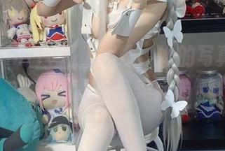 当白栎Shirly遇上瑕蝶，她的写真合集破坏了我的审美标准