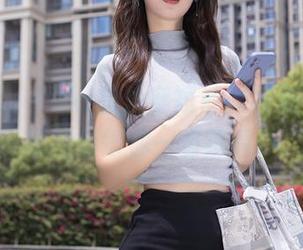 秀人网 – Yuki鱼儿穿短裤的特别写真，原图值得你一看再看！
